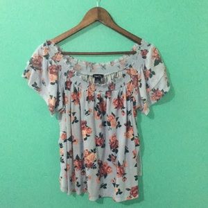 Rue 21 Off The Shoulder Top (XL)